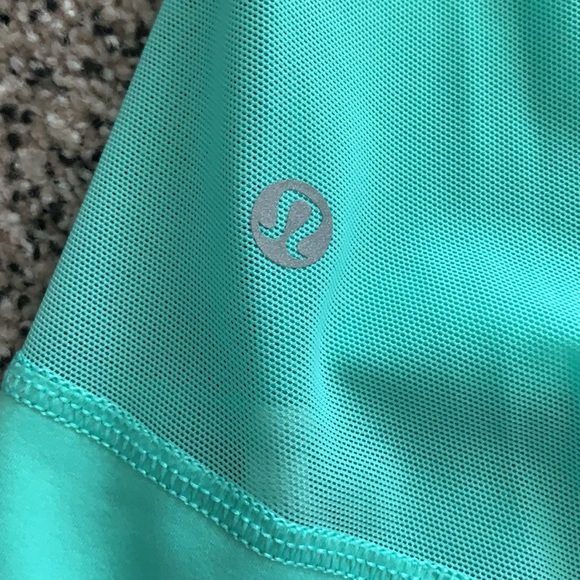 Lululemon tank top - Picture 3 of 3